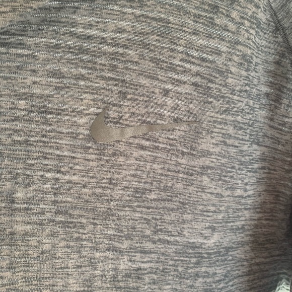 Nike Running Sweater - Picture 2 of 4